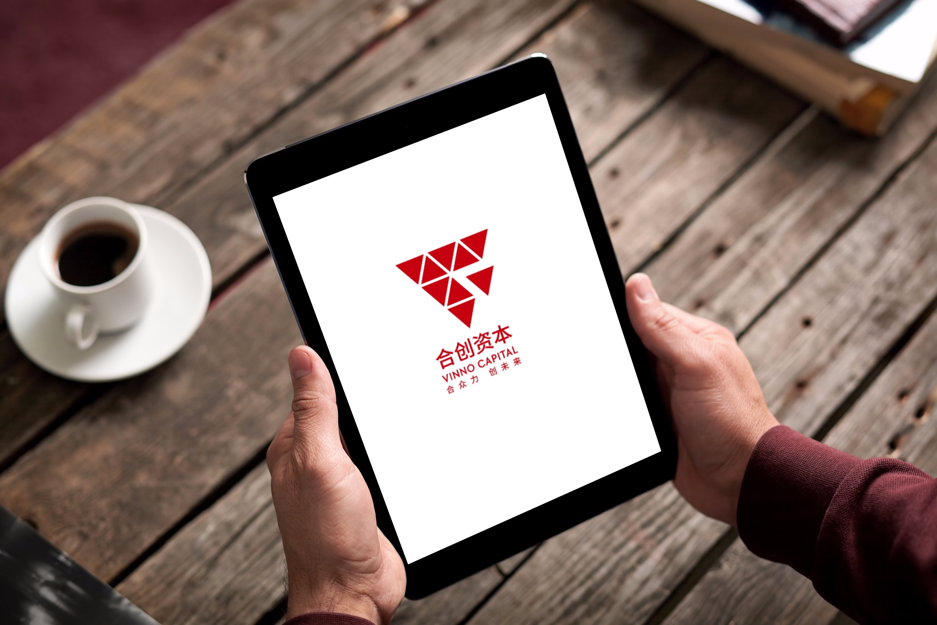 丁明峰：用定位扣準(zhǔn)藍(lán)海脈搏